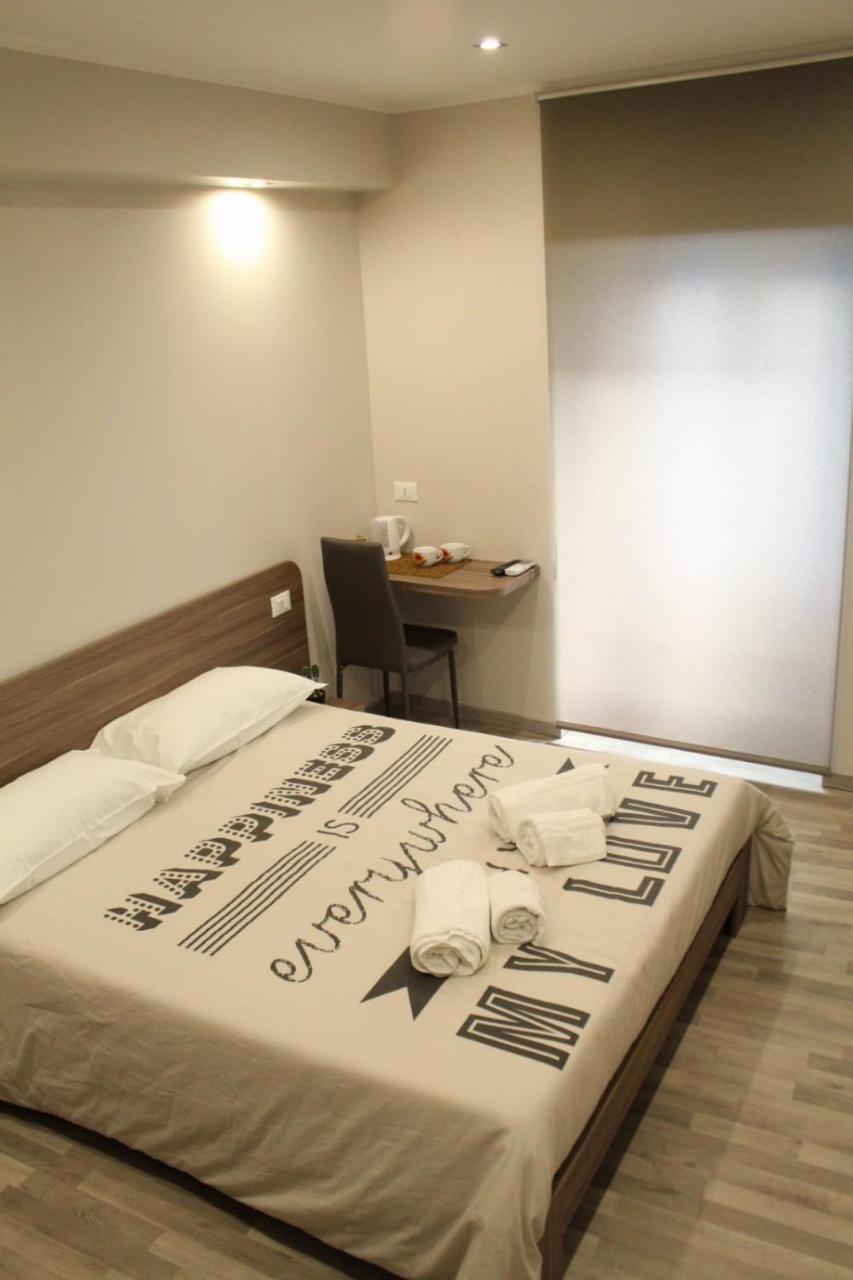 Tre Stelle Al Duomo Bed and Breakfast CTA Exteriör bild